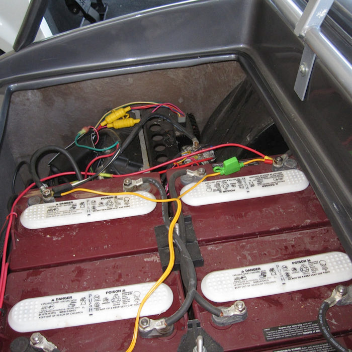 Charger, Maintainer & Pulse Cleaner – 50 Watt (48 Volt) (2365-48 LCD)